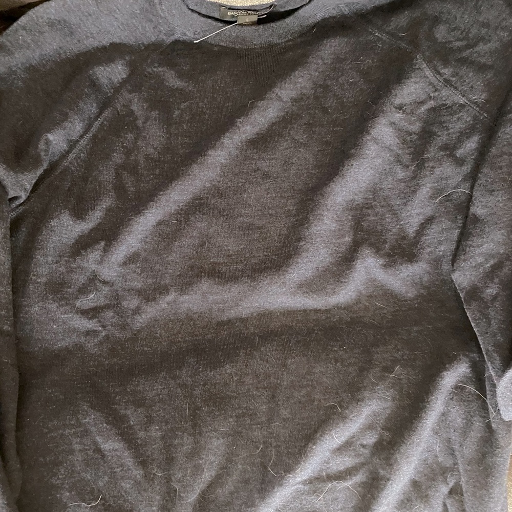 Brand new men’s sweater